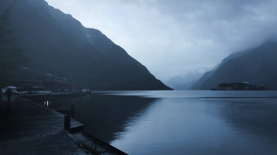 Odda_lake.png